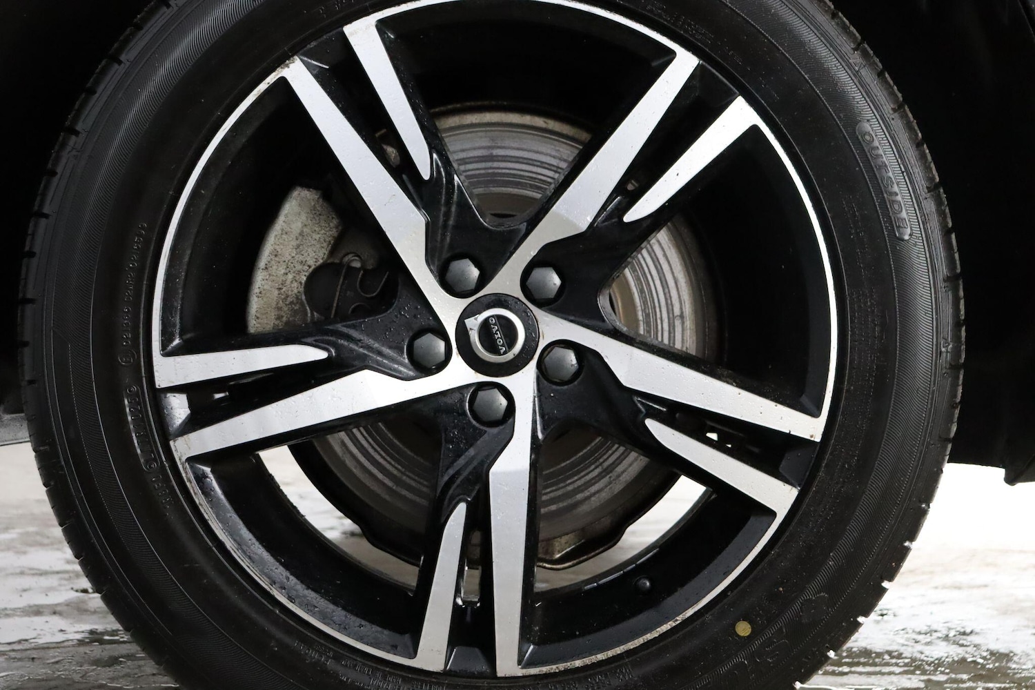 Used Volvo XC60 2021 for sale - 77120647: Photo 31