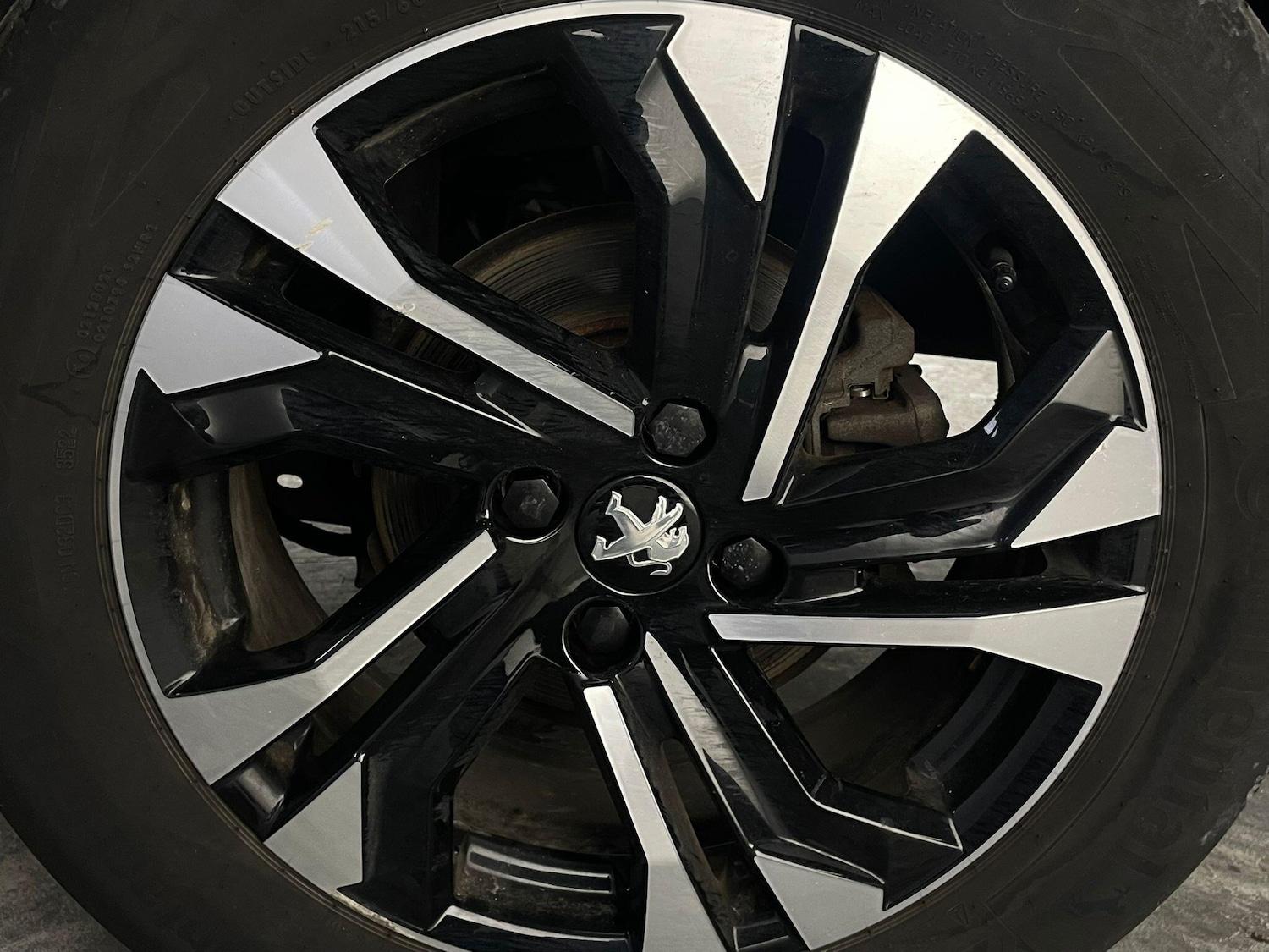 Used Peugeot E-2008 2022 for sale - 76295270: Photo 22