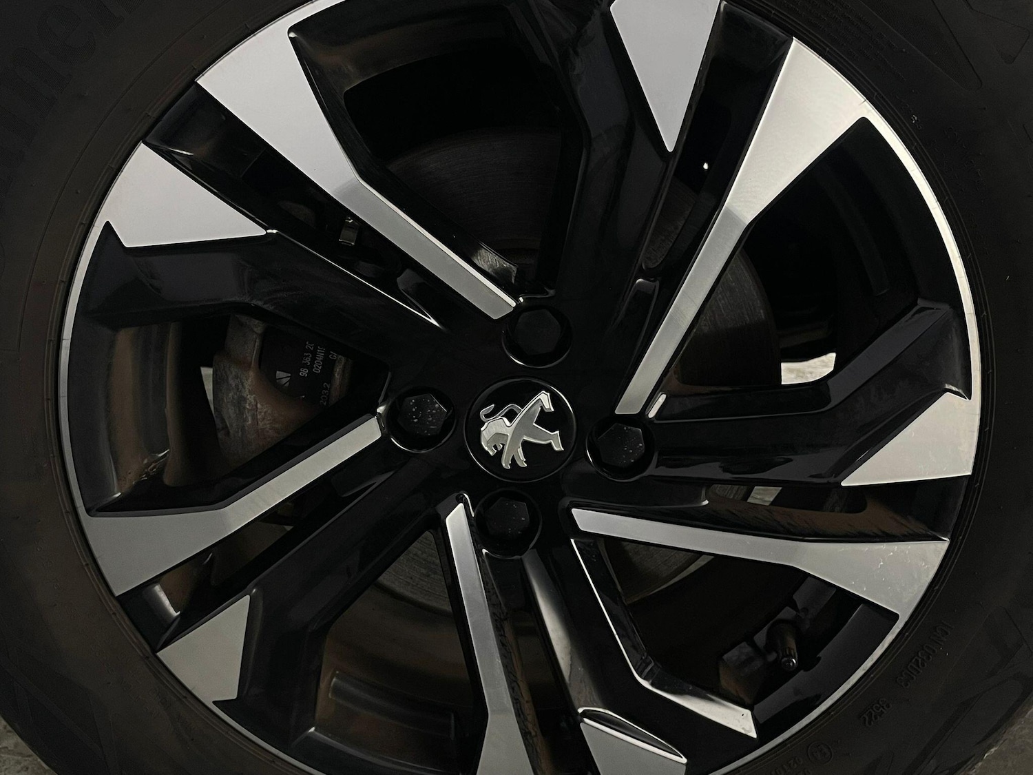 Used Peugeot E-2008 2022 for sale - 76295270: Photo 23