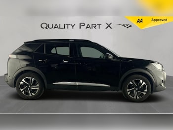 Used Peugeot E-2008 2022 for sale - 76295270: Photo