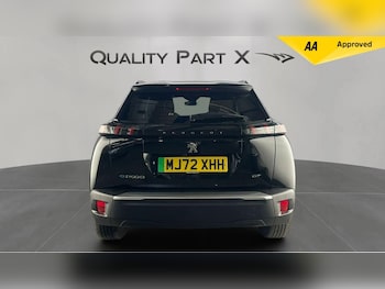 Used Peugeot E-2008 2022 for sale - 76295270: Photo