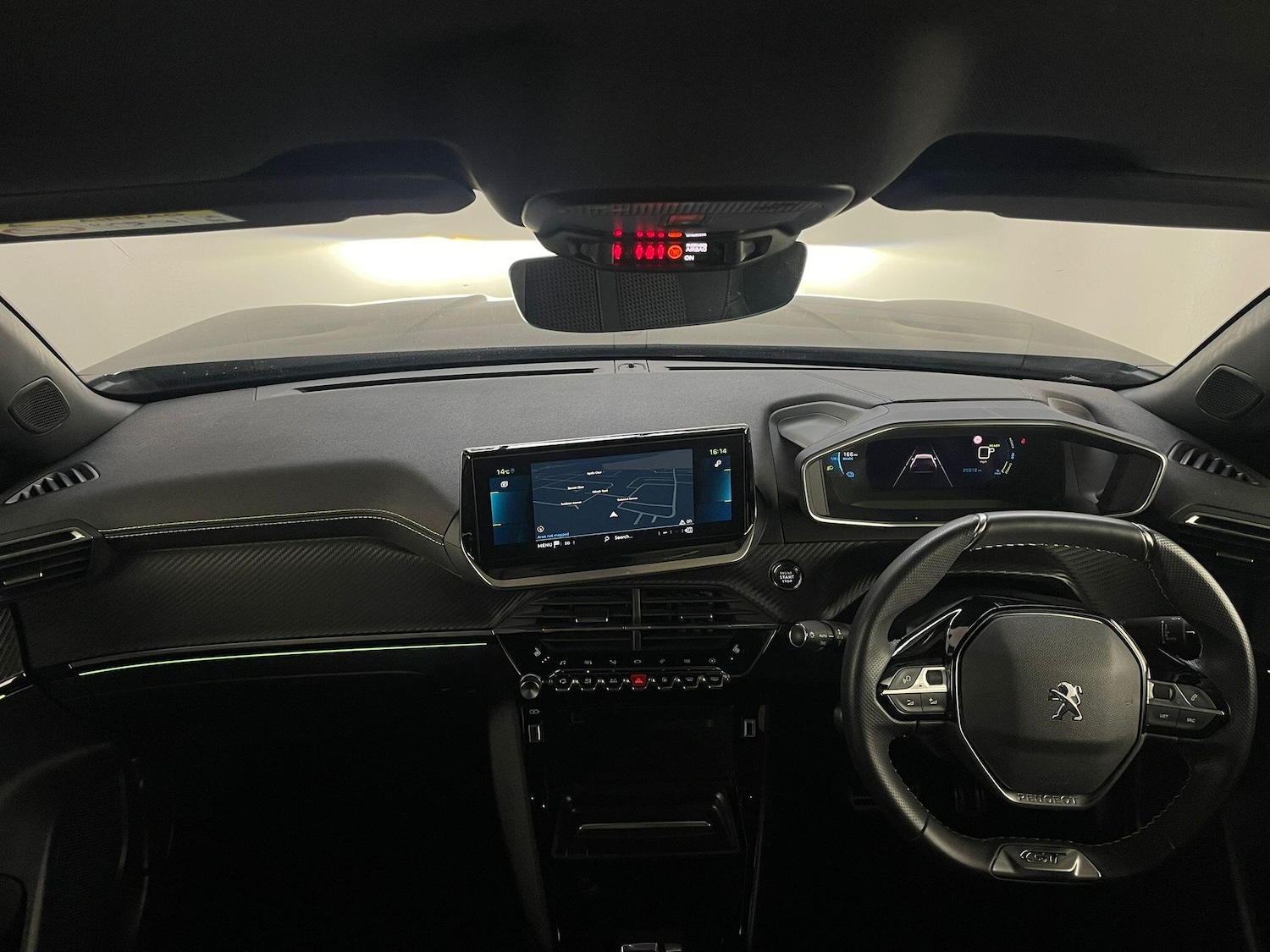 Used Peugeot E-2008 2022 for sale - 76295270: Photo 9