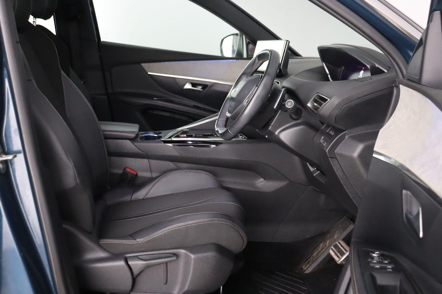 Used Peugeot 5008 2023 for sale - 77108812: Photo 11