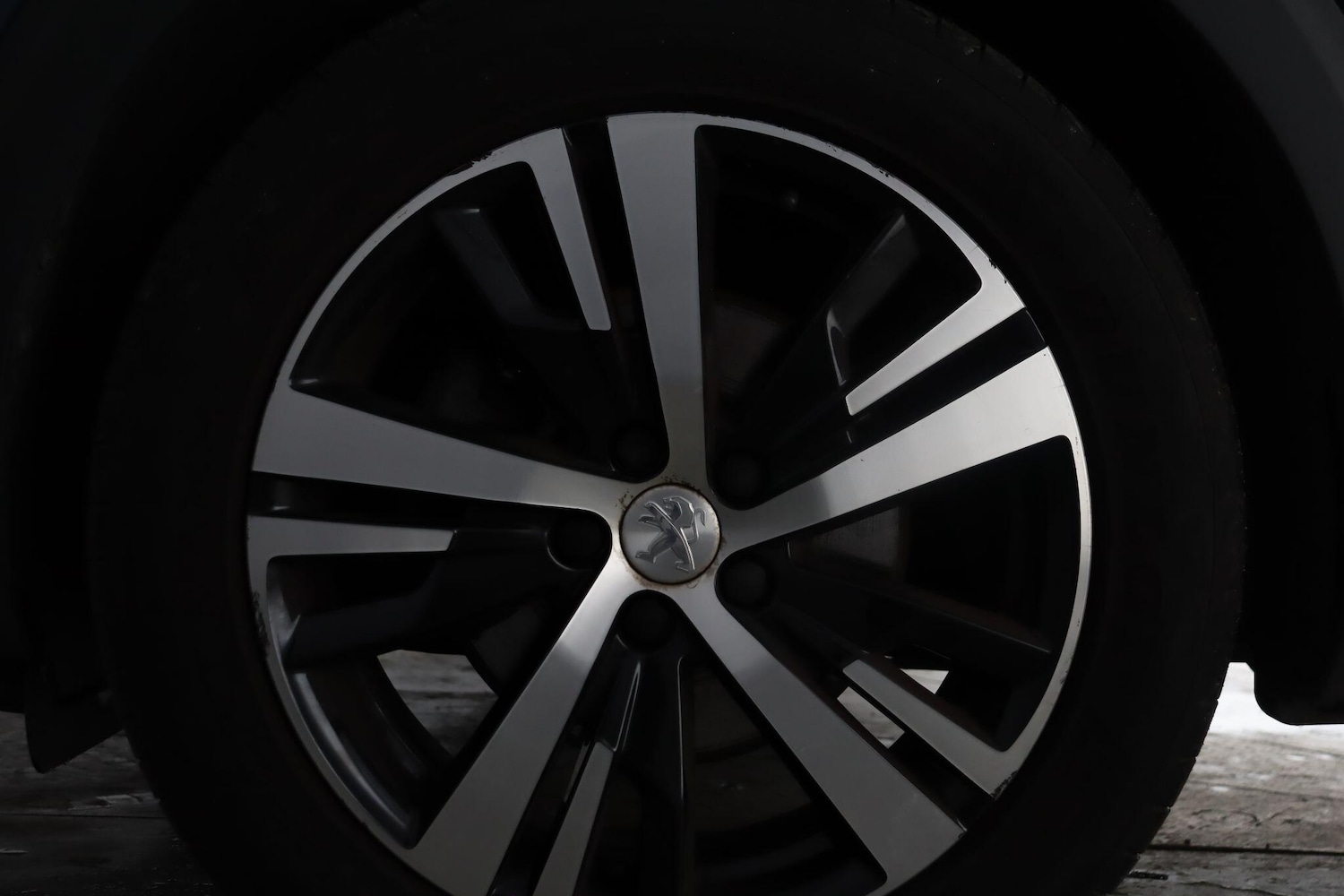 Used Peugeot 5008 2023 for sale - 77108812: Photo 26