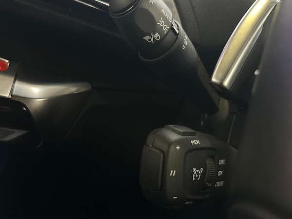 Used Peugeot 5008 2023 for sale - 76295273: Photo 25