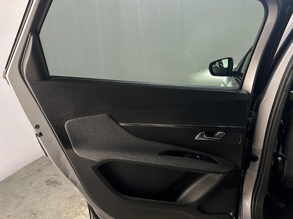 Used Peugeot 5008 2023 for sale - 76295273: Photo 29