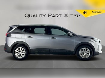 Used Peugeot 5008 2023 for sale - 76295273: Photo 2
