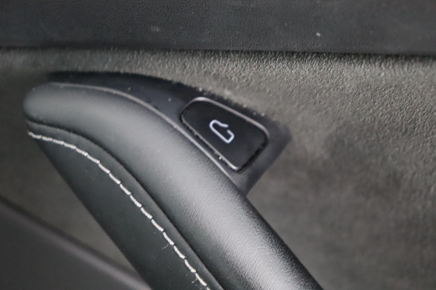 Used Tesla Model 3 2023 for sale - 78006968: Photo 17