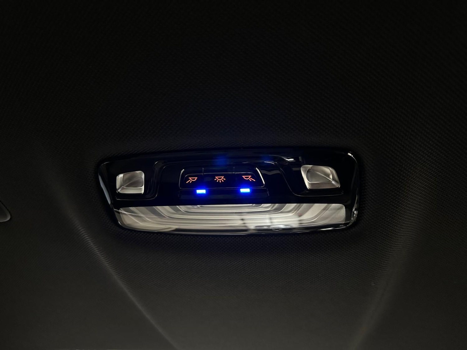 Vehicle 33