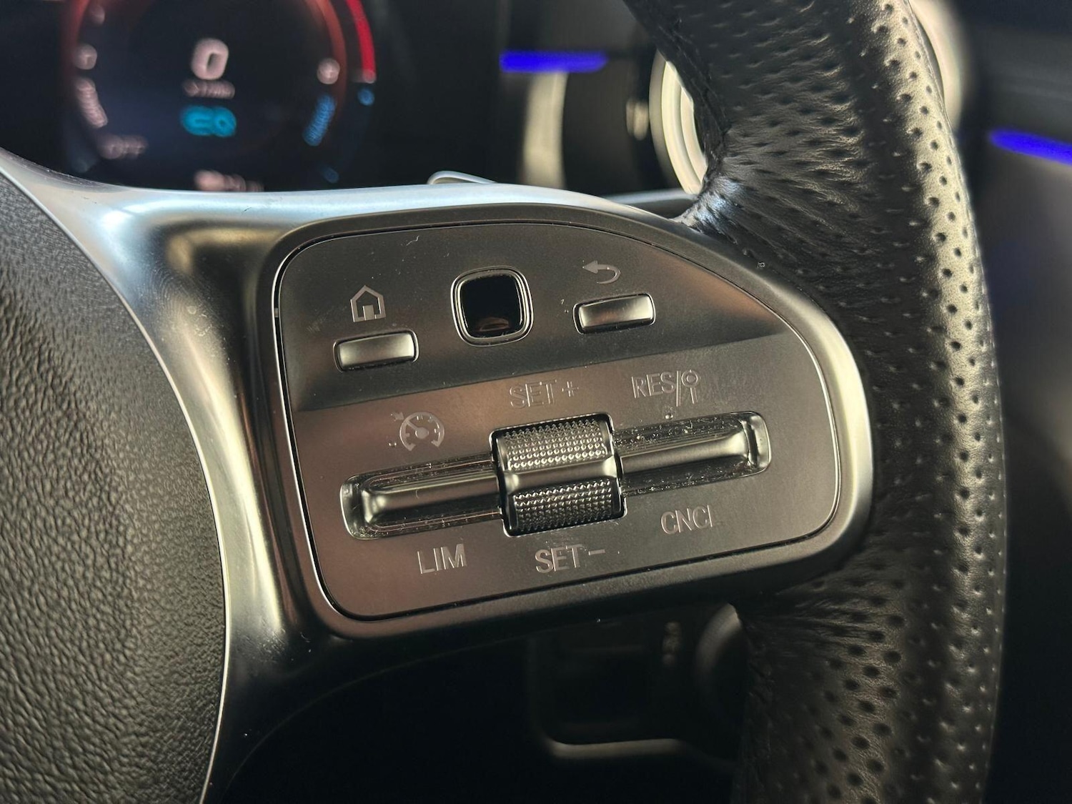 Used Mercedes-Benz CLA 2020 for sale - 76042003: Photo 25