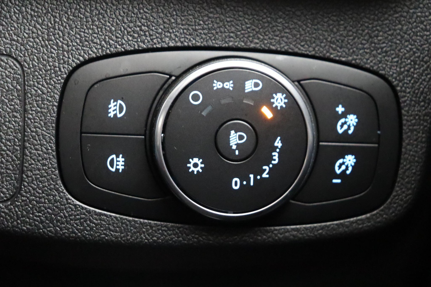 Used Ford Focus 2020 for sale - 77120413: Photo 20