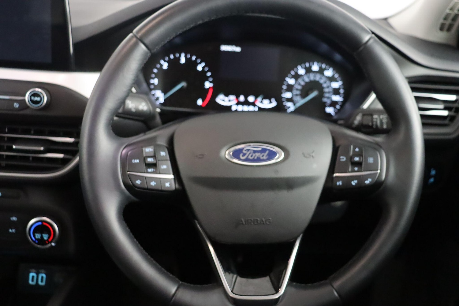 Used Ford Focus 2020 for sale - 77120413: Photo 9