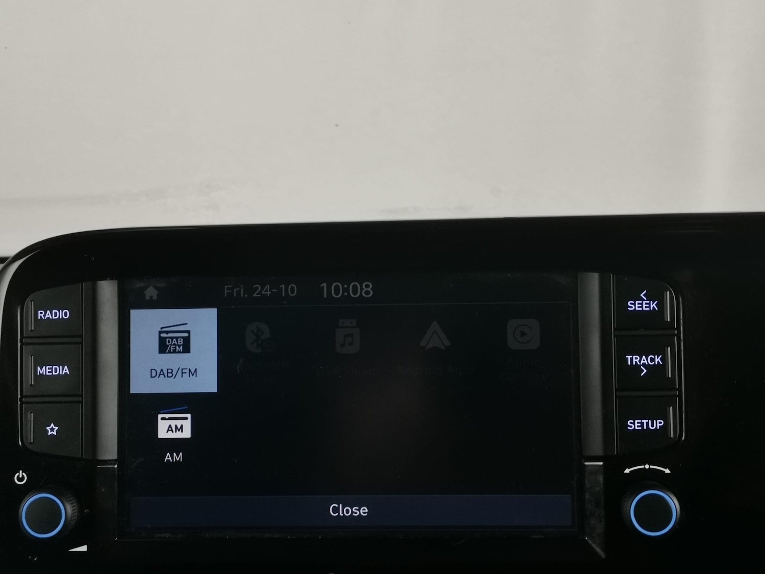 Used Hyundai i10 2023 for sale - 76360448: Photo 30