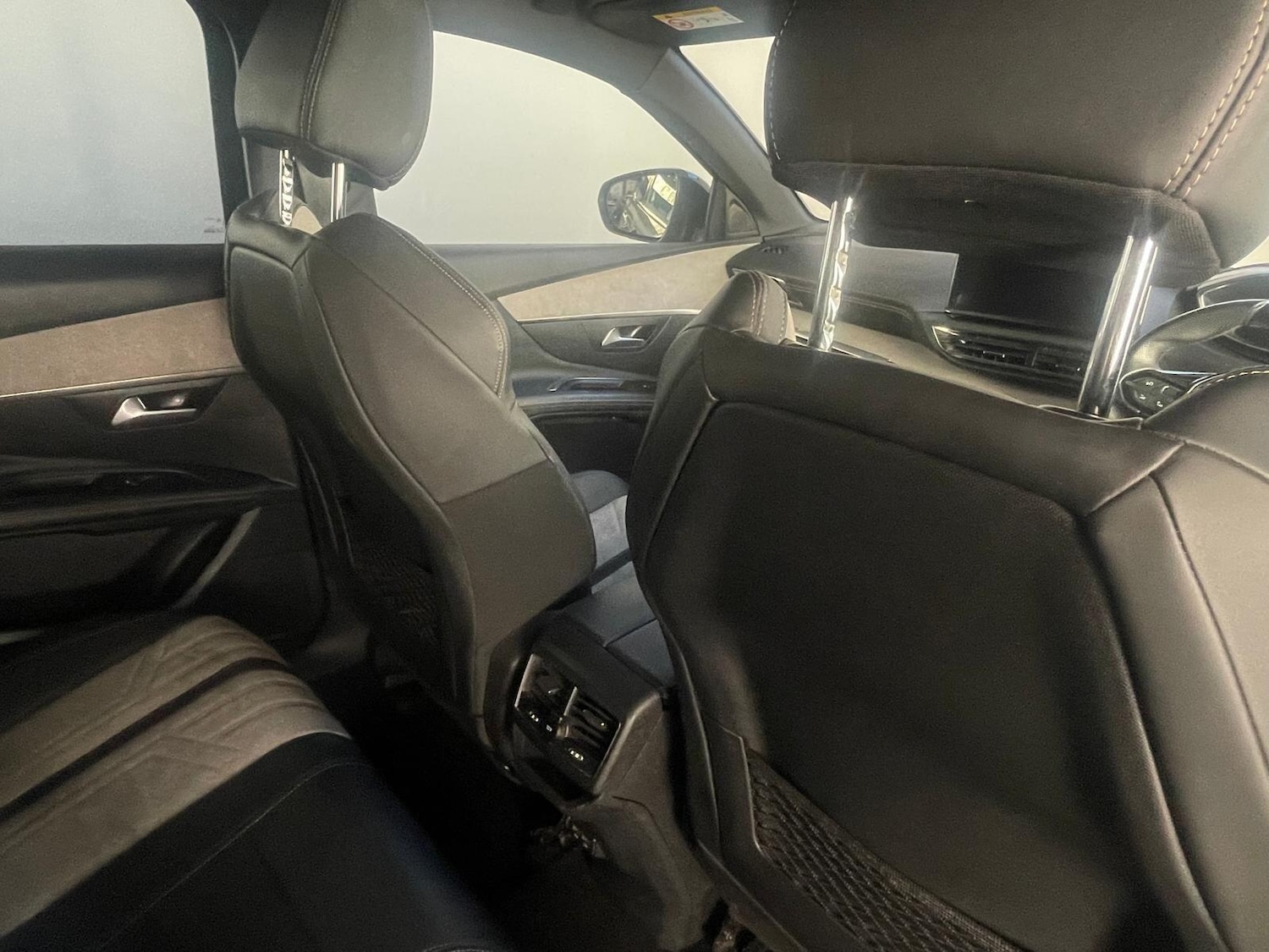 Used Peugeot 3008 2021 for sale - 76072904: Photo 14