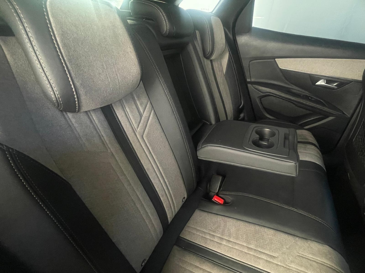 Used Peugeot 3008 2021 for sale - 76072904: Photo 17