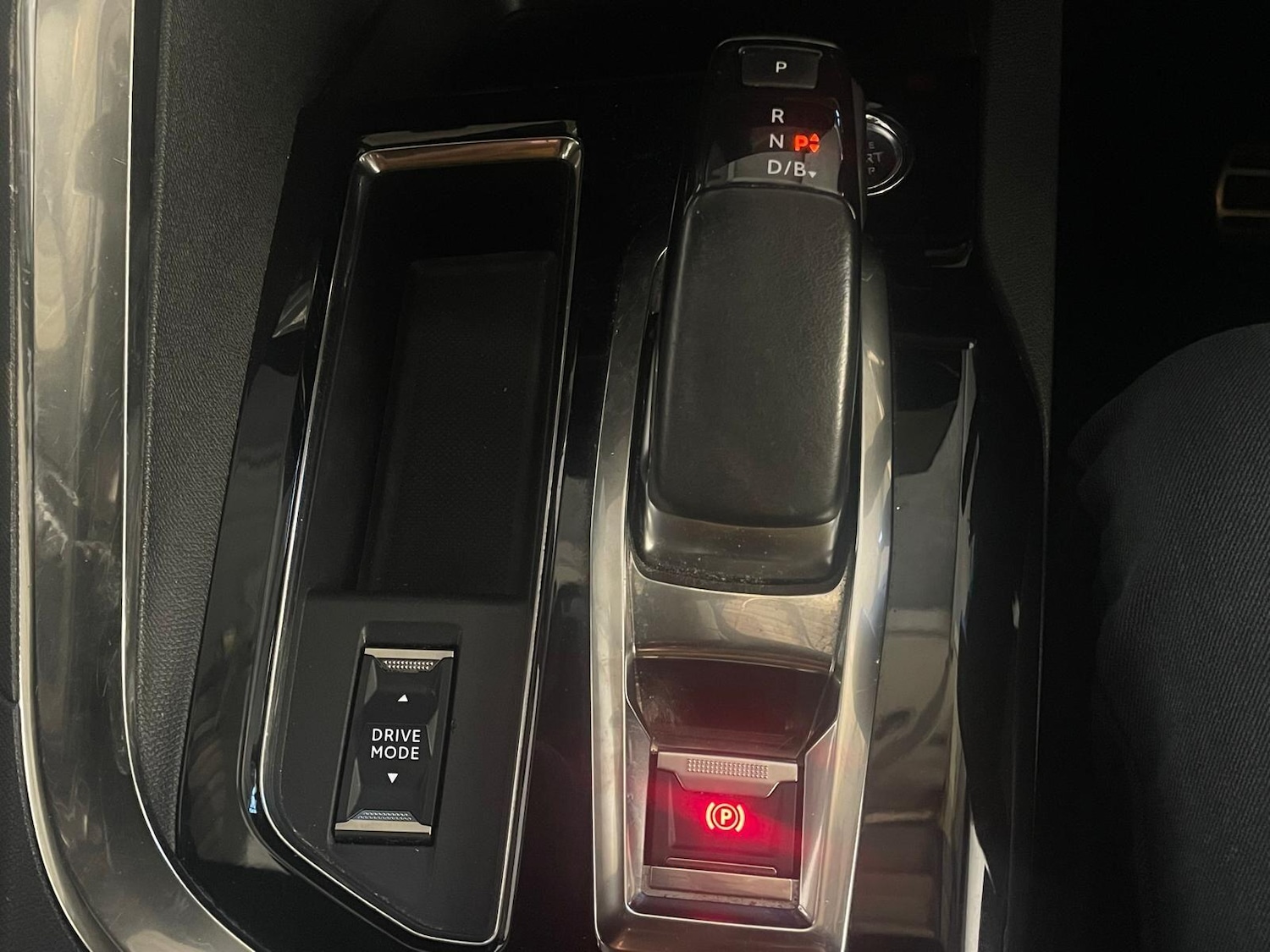 Used Peugeot 3008 2021 for sale - 76072904: Photo 24