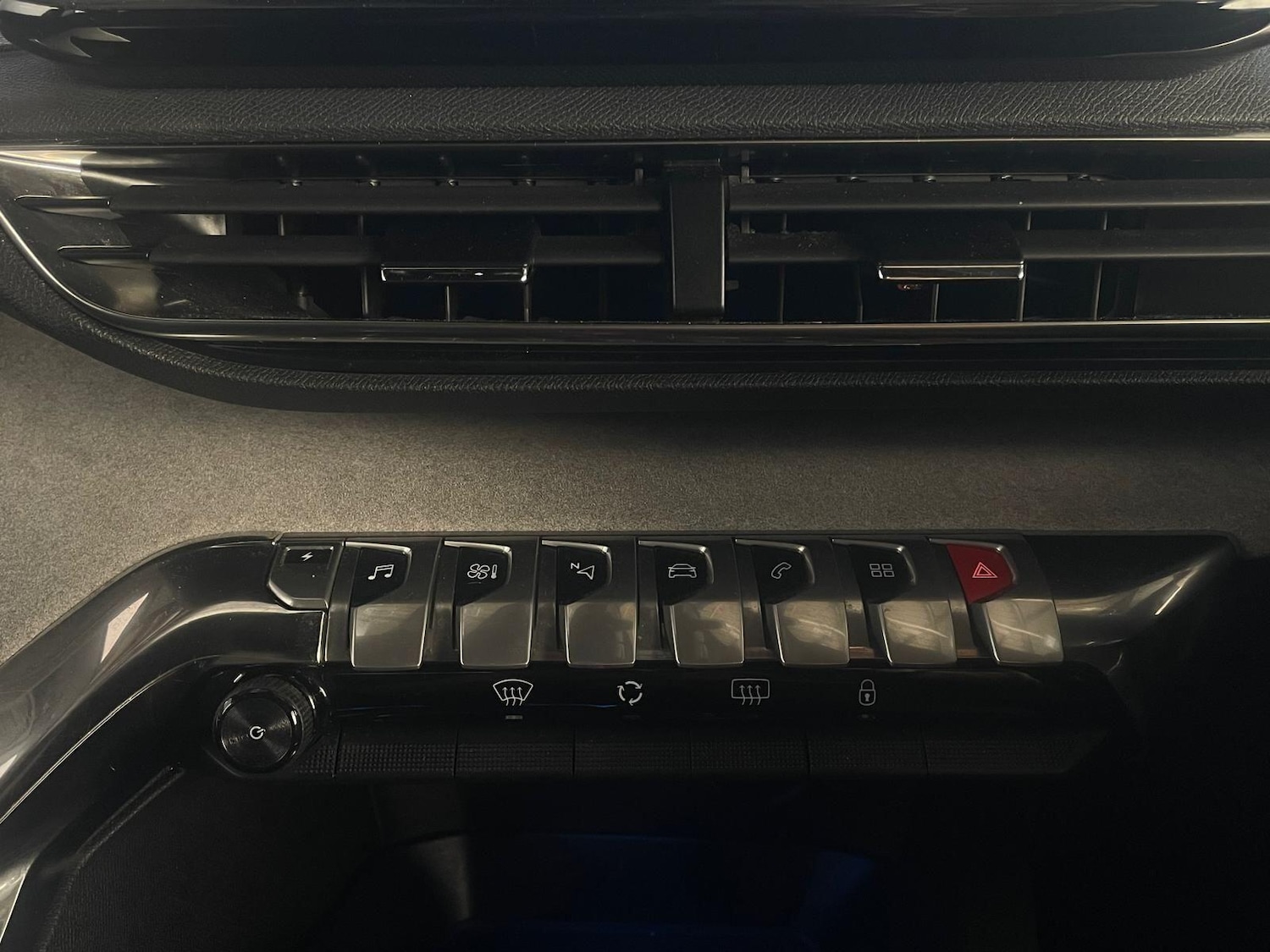 Used Peugeot 3008 2021 for sale - 76072904: Photo 28