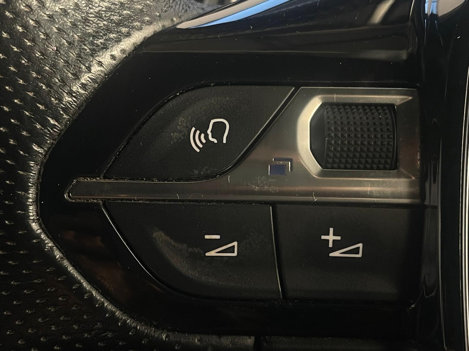 Used Peugeot 3008 2021 for sale - 76072904: Photo 32