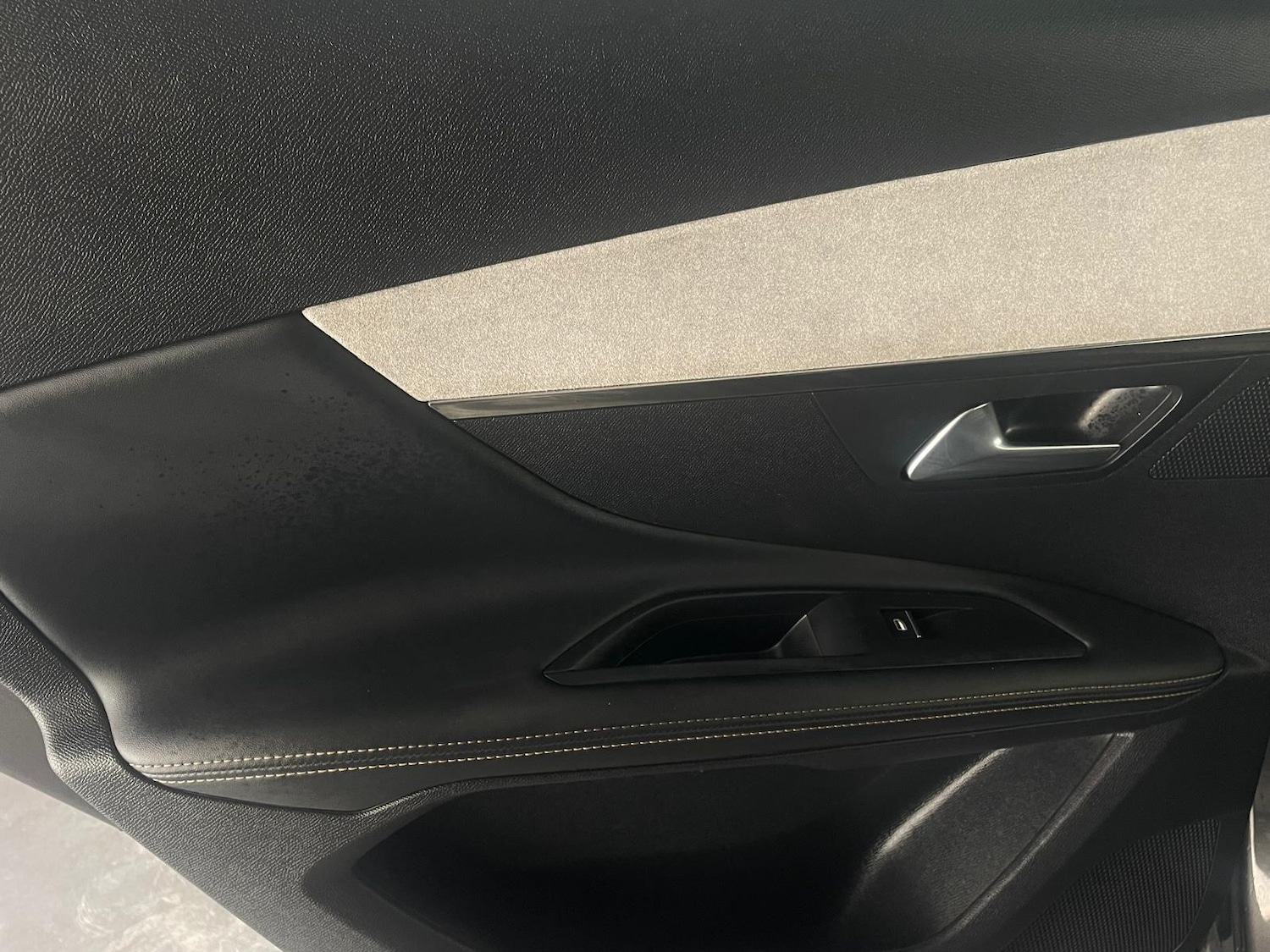Used Peugeot 3008 2021 for sale - 76072904: Photo 35