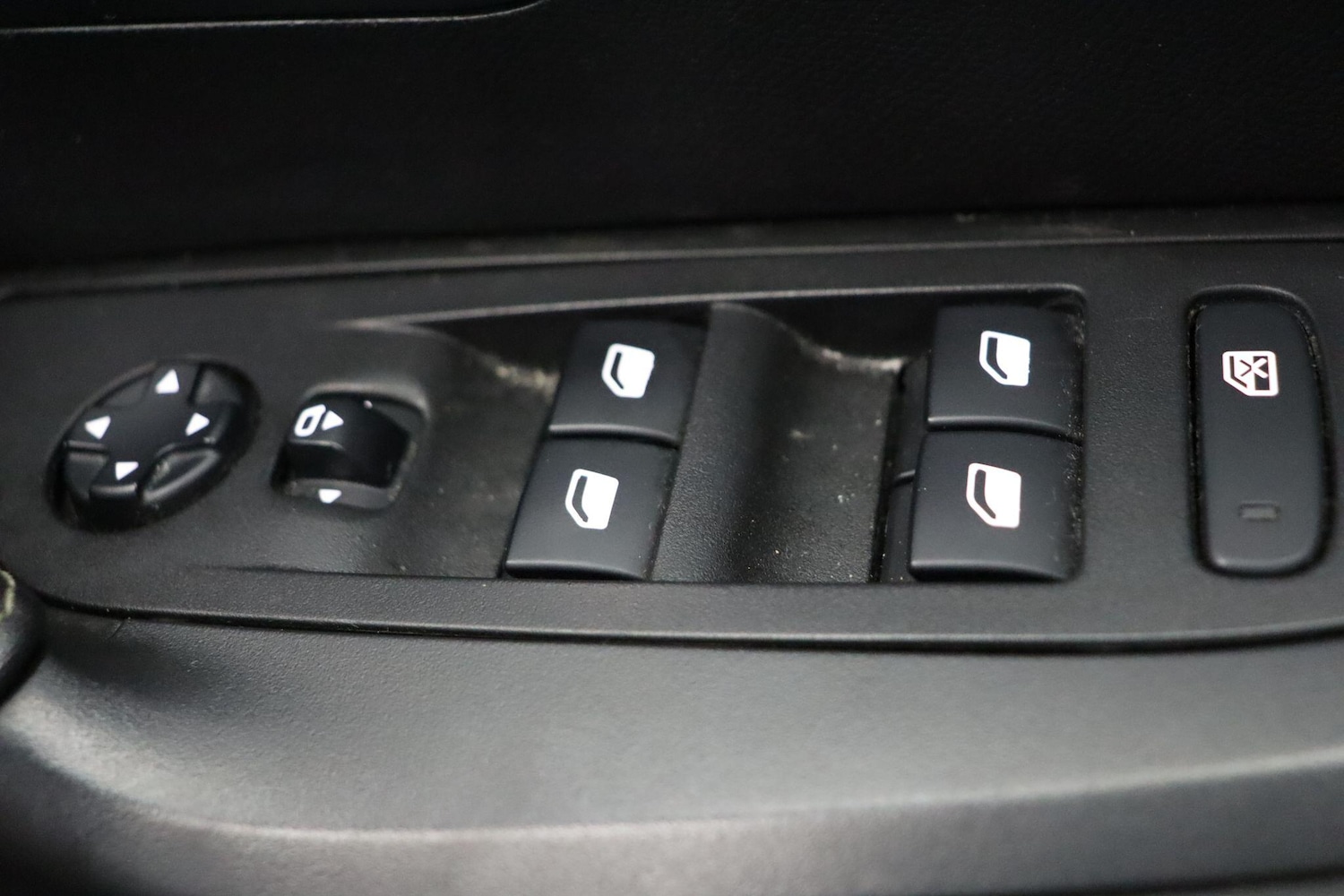 Used Peugeot 2008 2021 for sale - 77191827: Photo 17