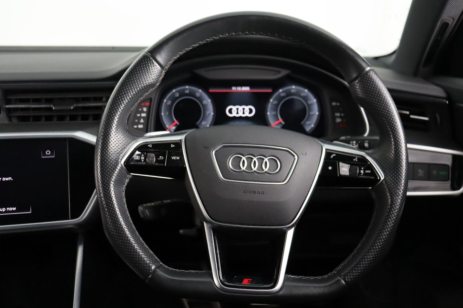 Used Audi A6 Saloon for sale - 76913132: Photo 9