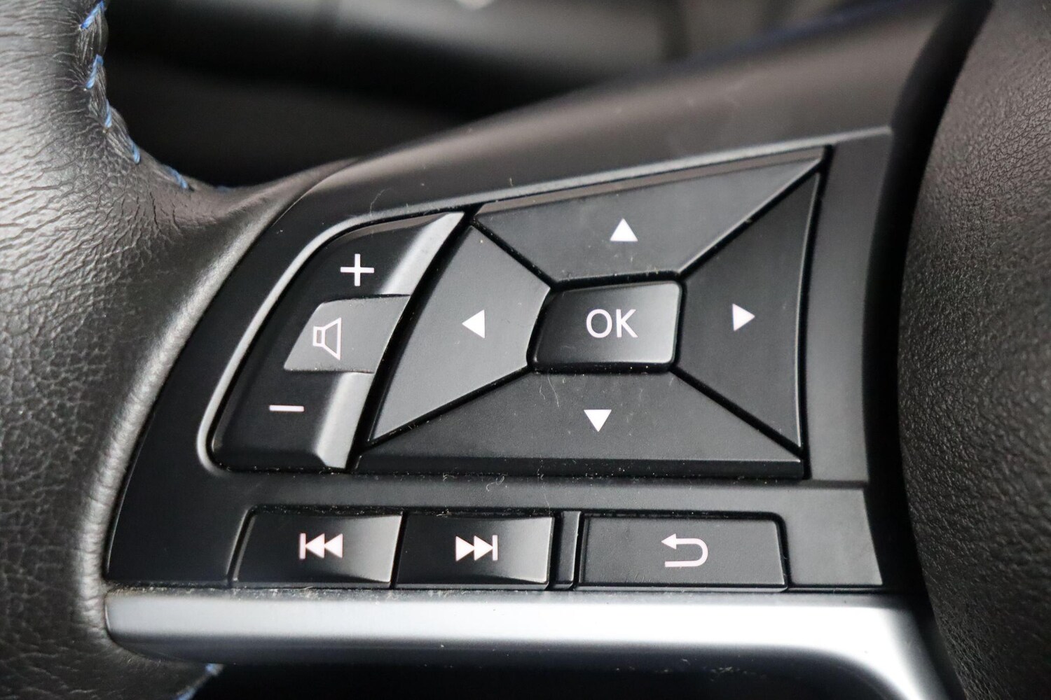 Used Nissan Leaf 2022 for sale - 77597595: Photo 22