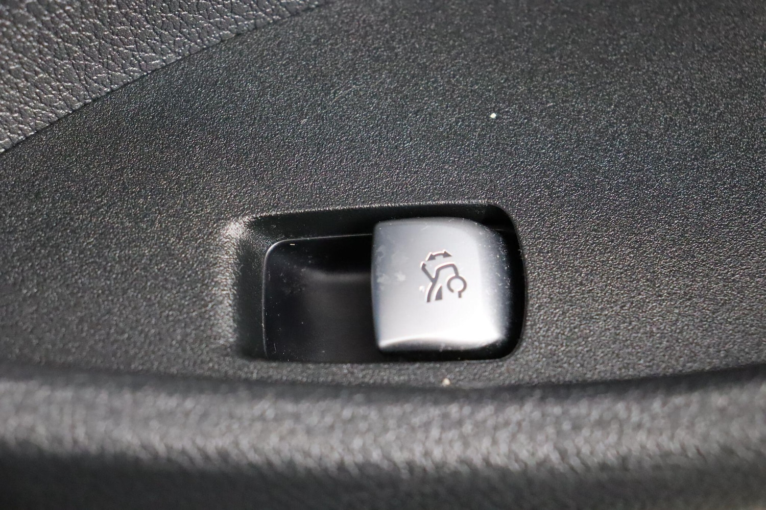 Used Mercedes-Benz E Class 2021 for sale - 77074034: Photo 21