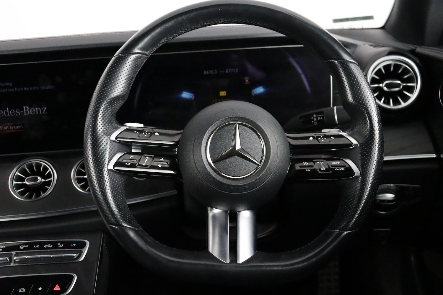 Used Mercedes-Benz E Class 2021 for sale - 77074034: Photo 9