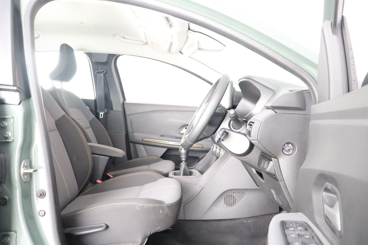 Used Dacia Sandero Stepway 2024 for sale - 76823408: Photo 12