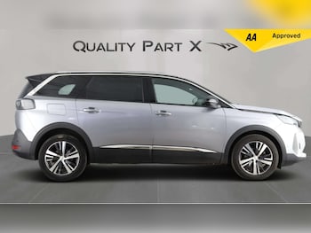 Used Peugeot 5008 2023 for sale - 79445253: Photo
