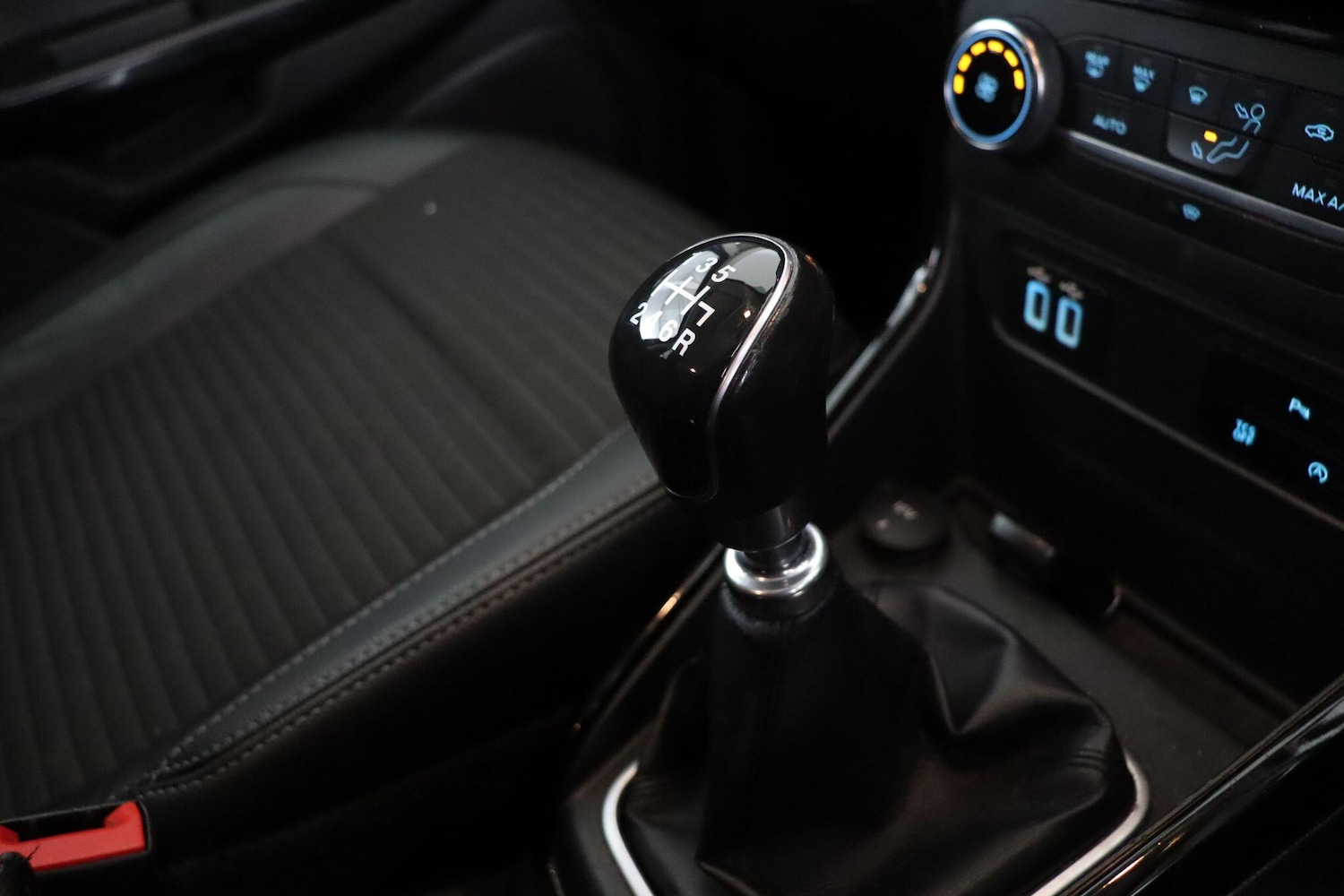 Used Ford Ecosport for sale - 77412398: Photo 16