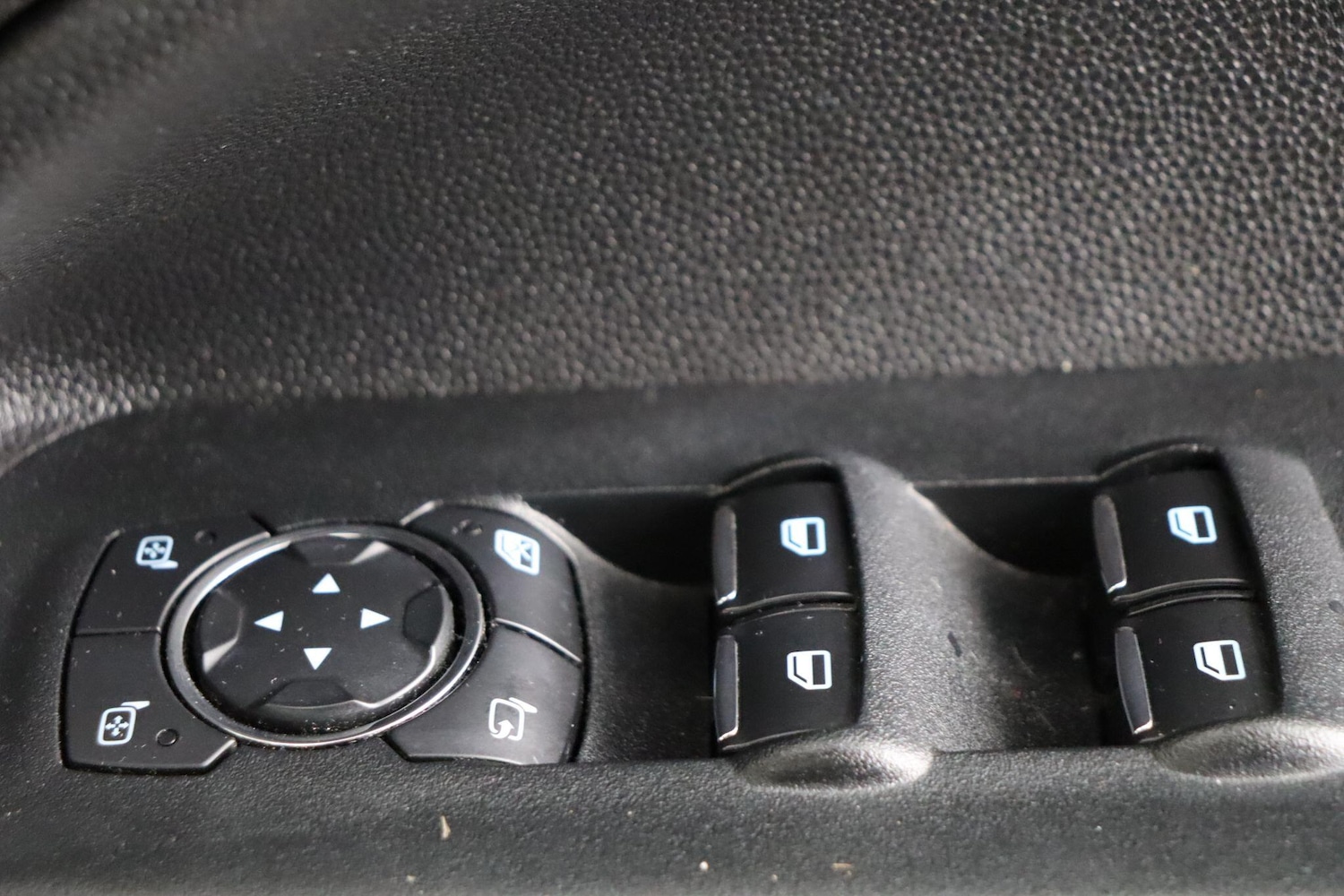 Used Ford Ecosport for sale - 77412398: Photo 17