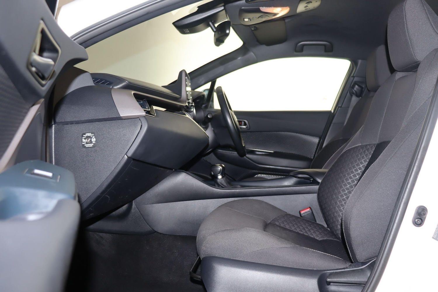 Used Toyota C-HR 2022 for sale - 76849626: Photo 11