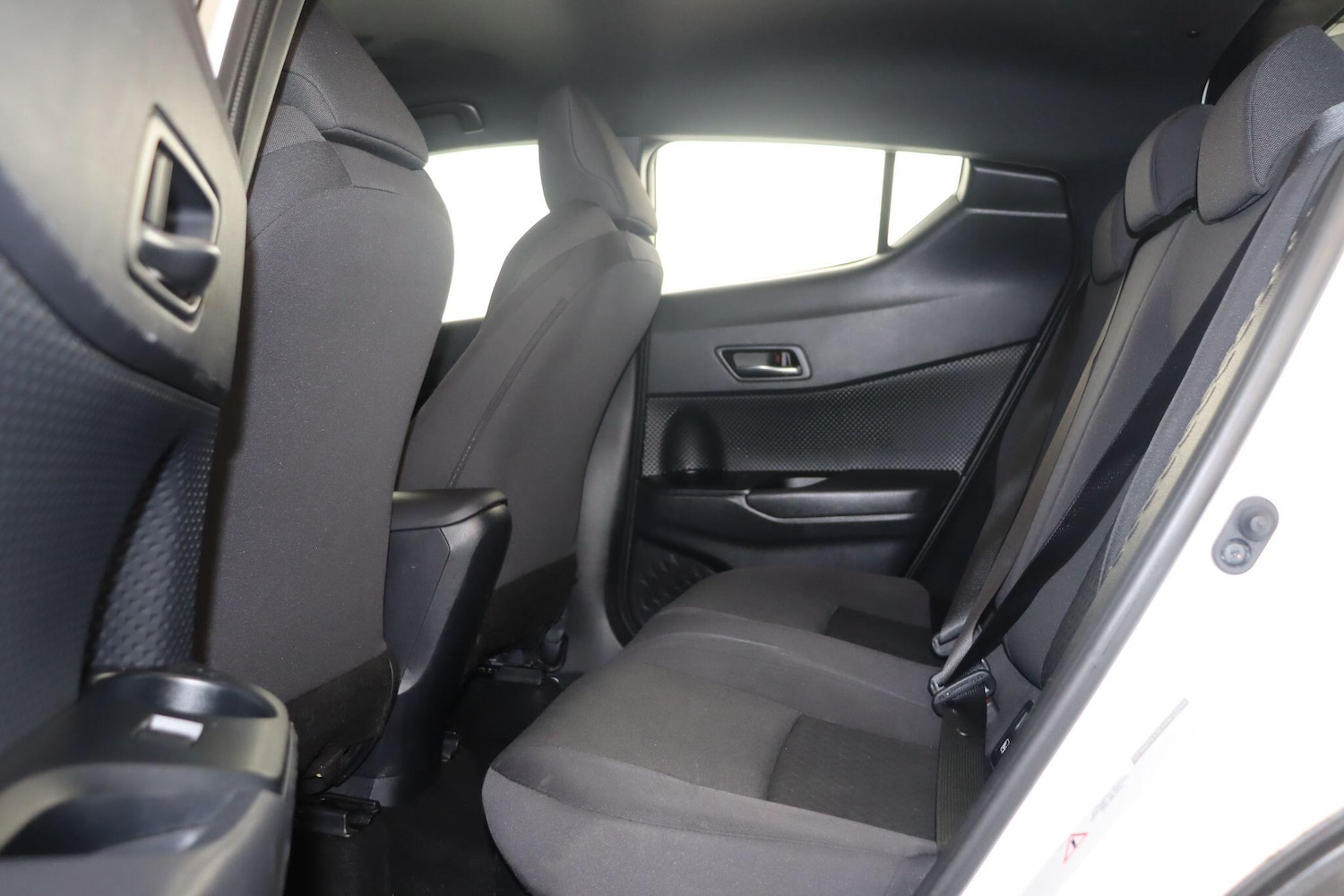 Used Toyota C-HR 2022 for sale - 76849626: Photo 13