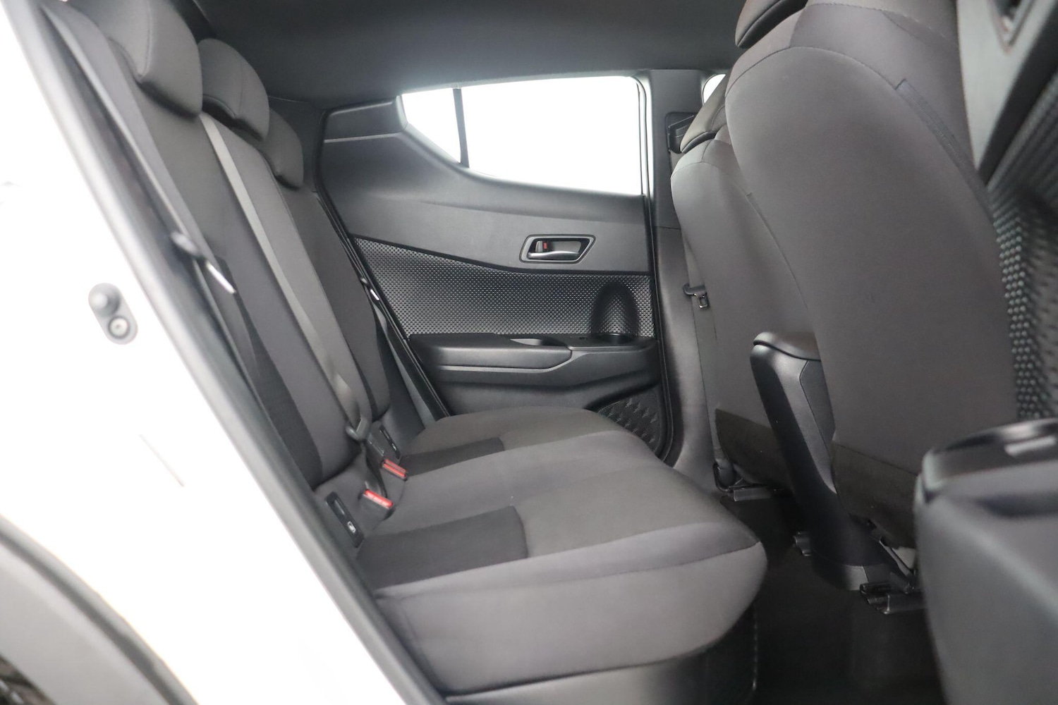 Used Toyota C-HR 2022 for sale - 76849626: Photo 14