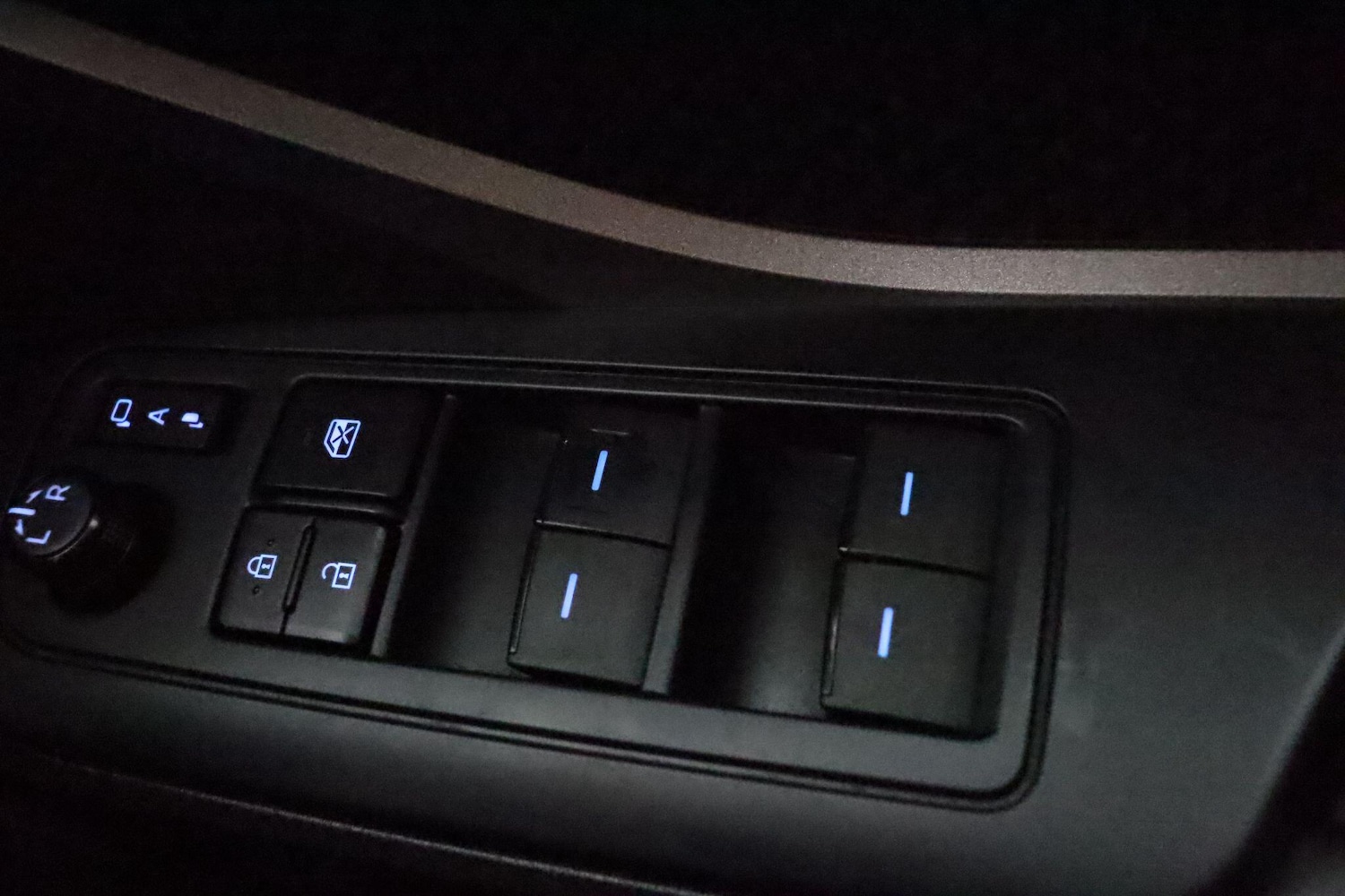 Used Toyota C-HR 2022 for sale - 76849626: Photo 18