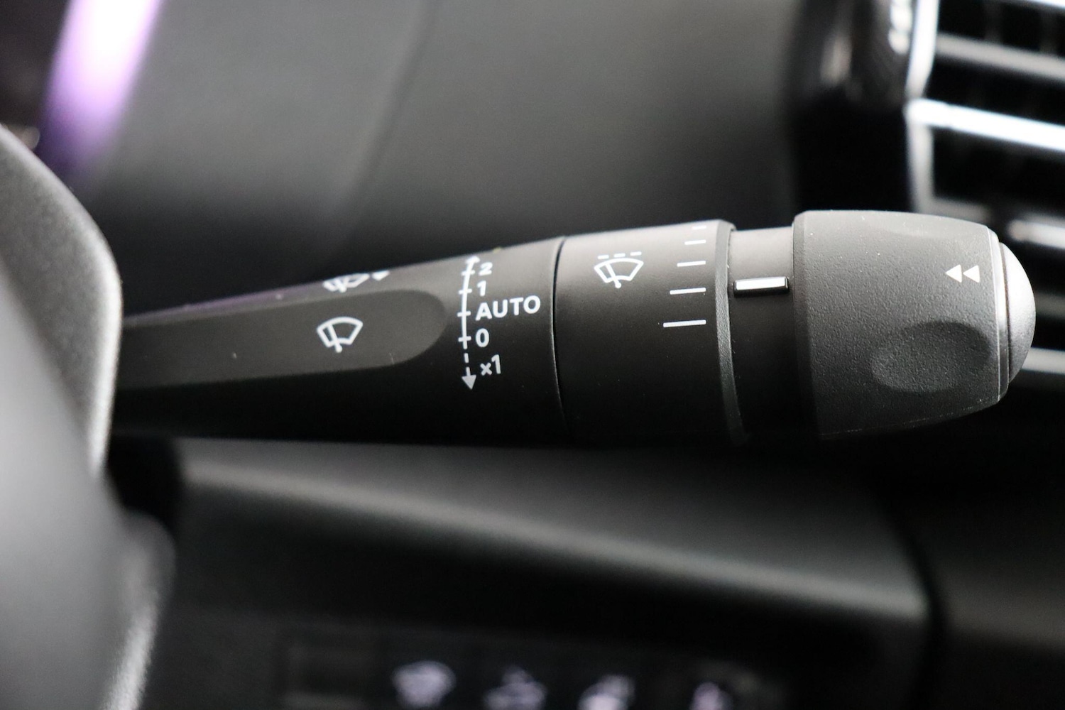 Used Citroen e-C4 X 2024 for sale - 77684330: Photo 18