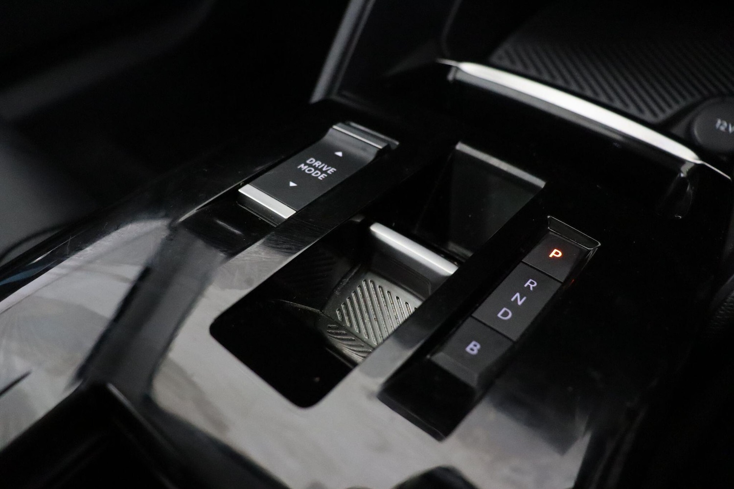 Used Citroen e-C4 X 2024 for sale - 77684330: Photo 21