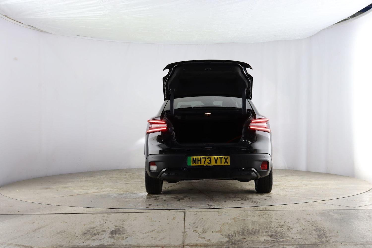 Used Citroen e-C4 X 2024 for sale - 77684330: Photo 27