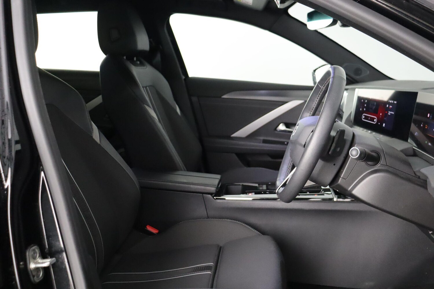 Used Vauxhall Astra 2024 for sale - 77216265: Photo 13