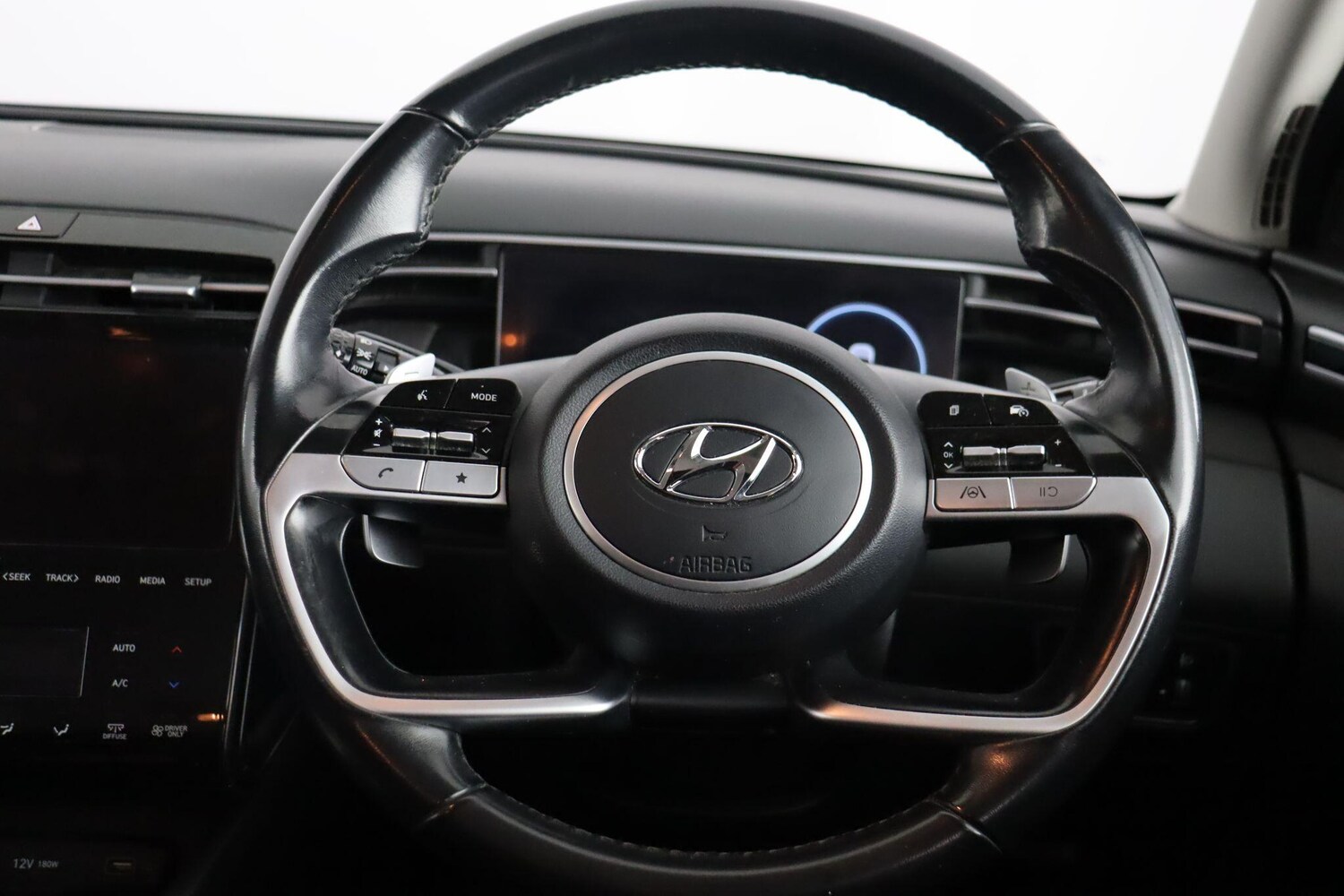 Used Hyundai TUCSON 2023 for sale - 77585831: Photo 8