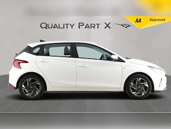 Used Hyundai i20 2023 for sale - 78272805: Photo