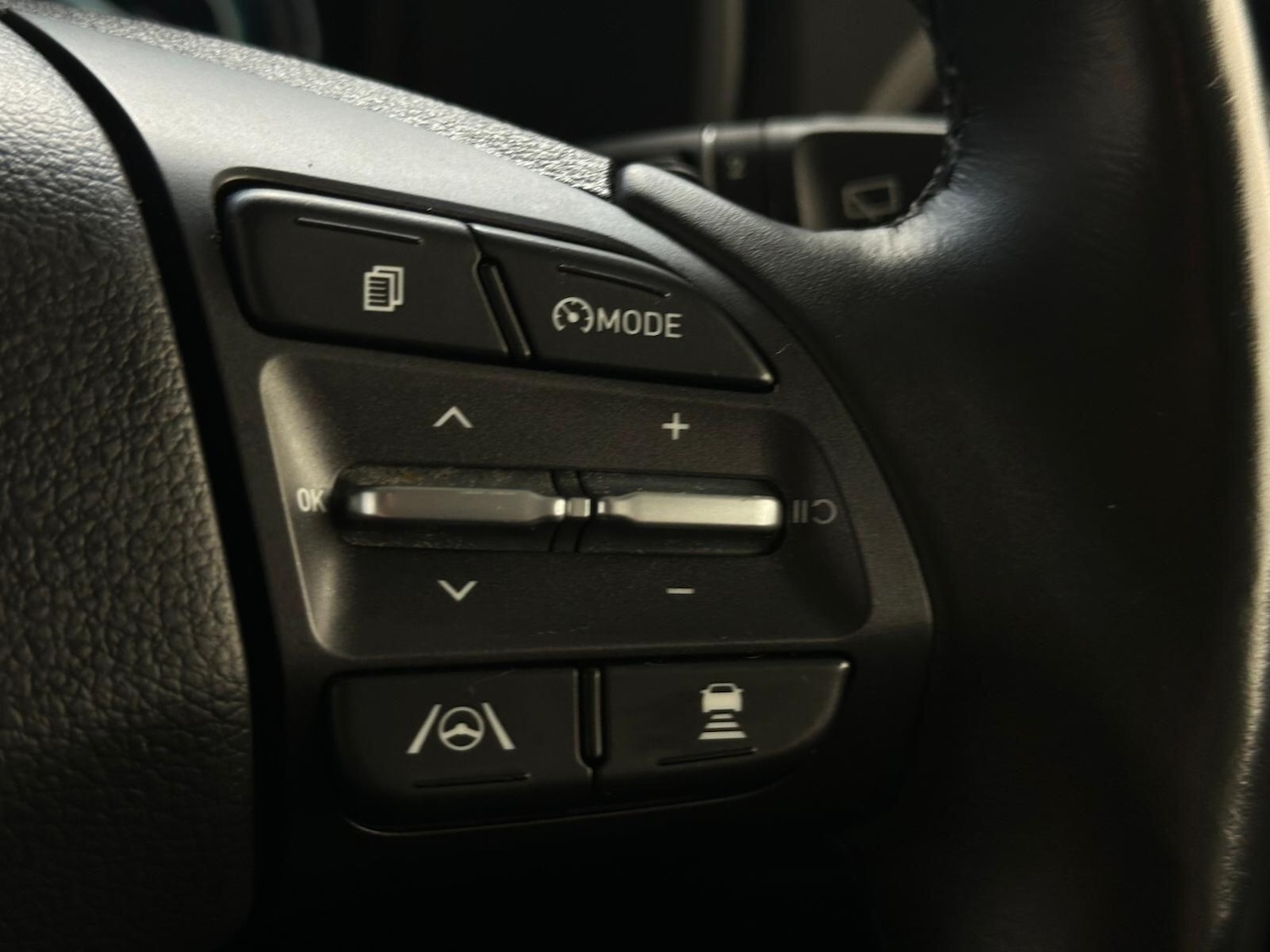 Used Hyundai KONA 2022 for sale - 76109468: Photo 21