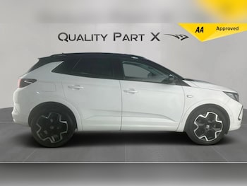 Used Vauxhall Grandland 2022 for sale - 76214490: Photo 2