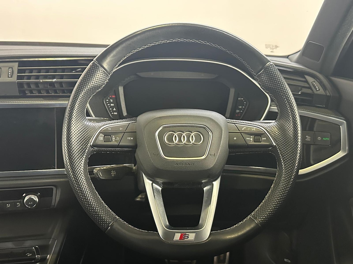 Used Audi Q3 2021 for sale - 76295711: Photo 9