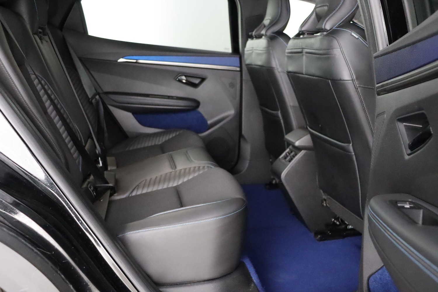 Used Renault Scenic E-Tech 2024 for sale - 76913139: Photo 13