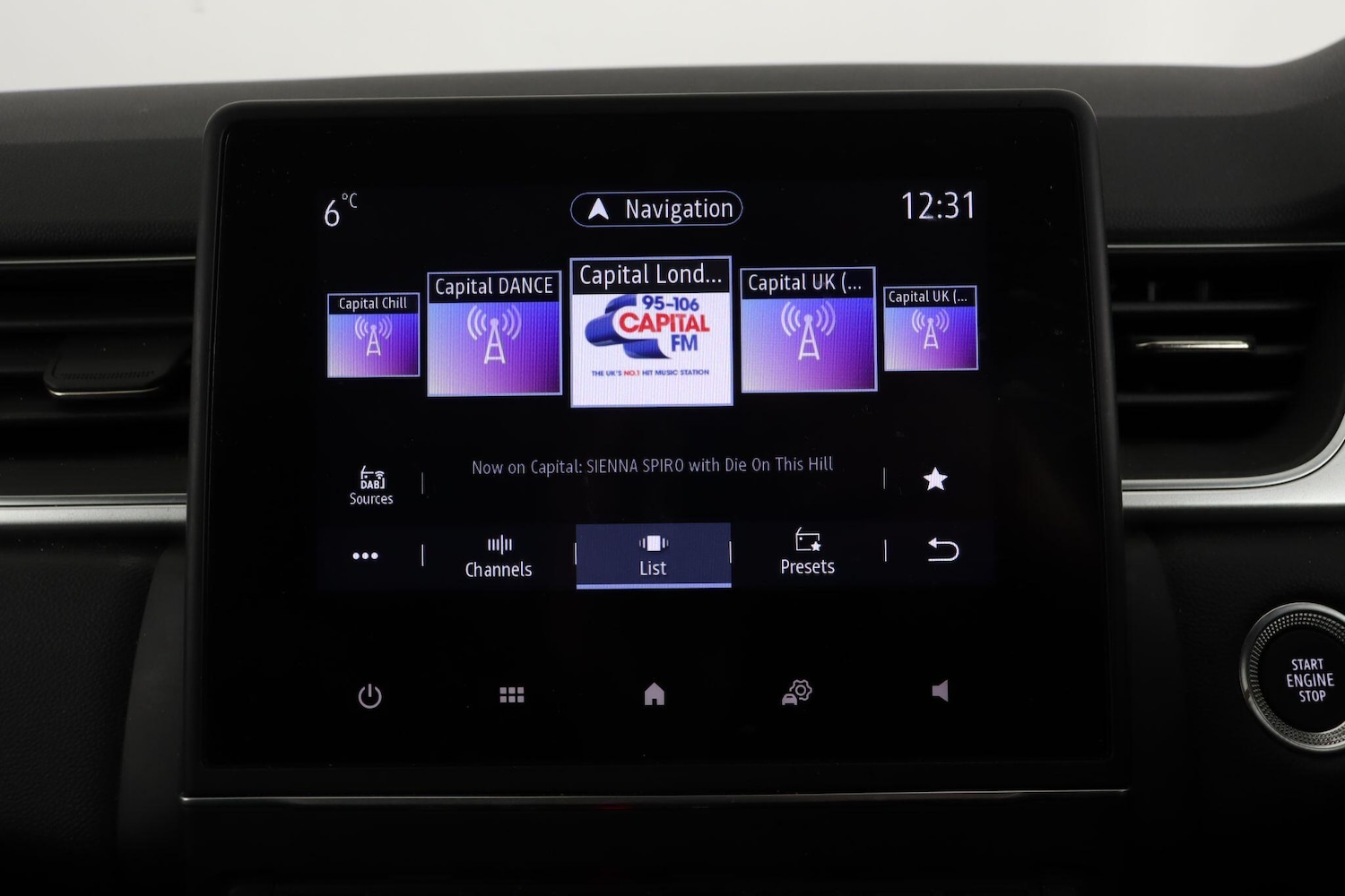 Used Renault Captur 2022 for sale - 77331863: Photo 32