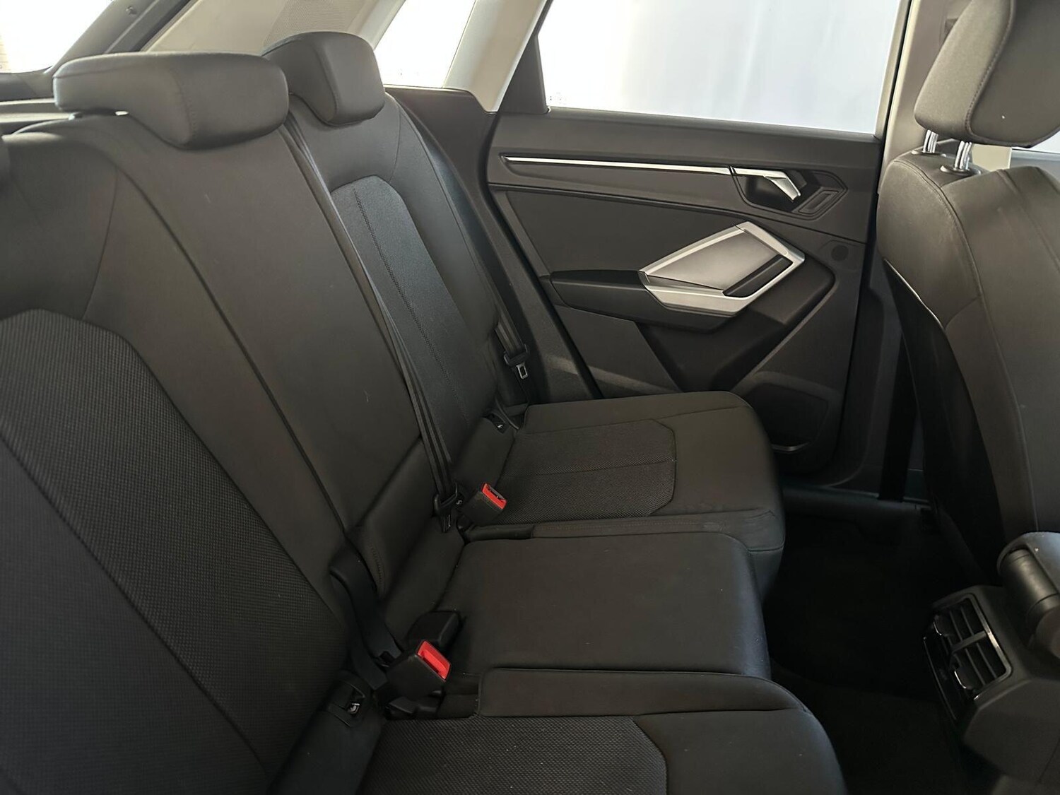 Used Audi Q3 2021 for sale - 76109457: Photo 16