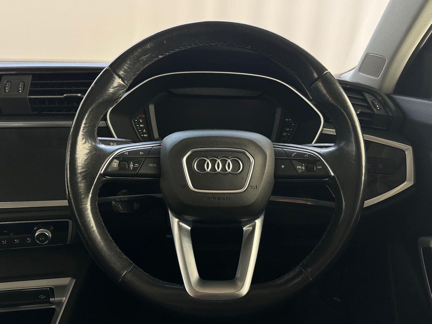 Used Audi Q3 2021 for sale - 76109457: Photo 6