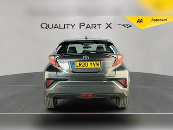 Used Toyota C-HR 2020 for sale - 75564151: Photo